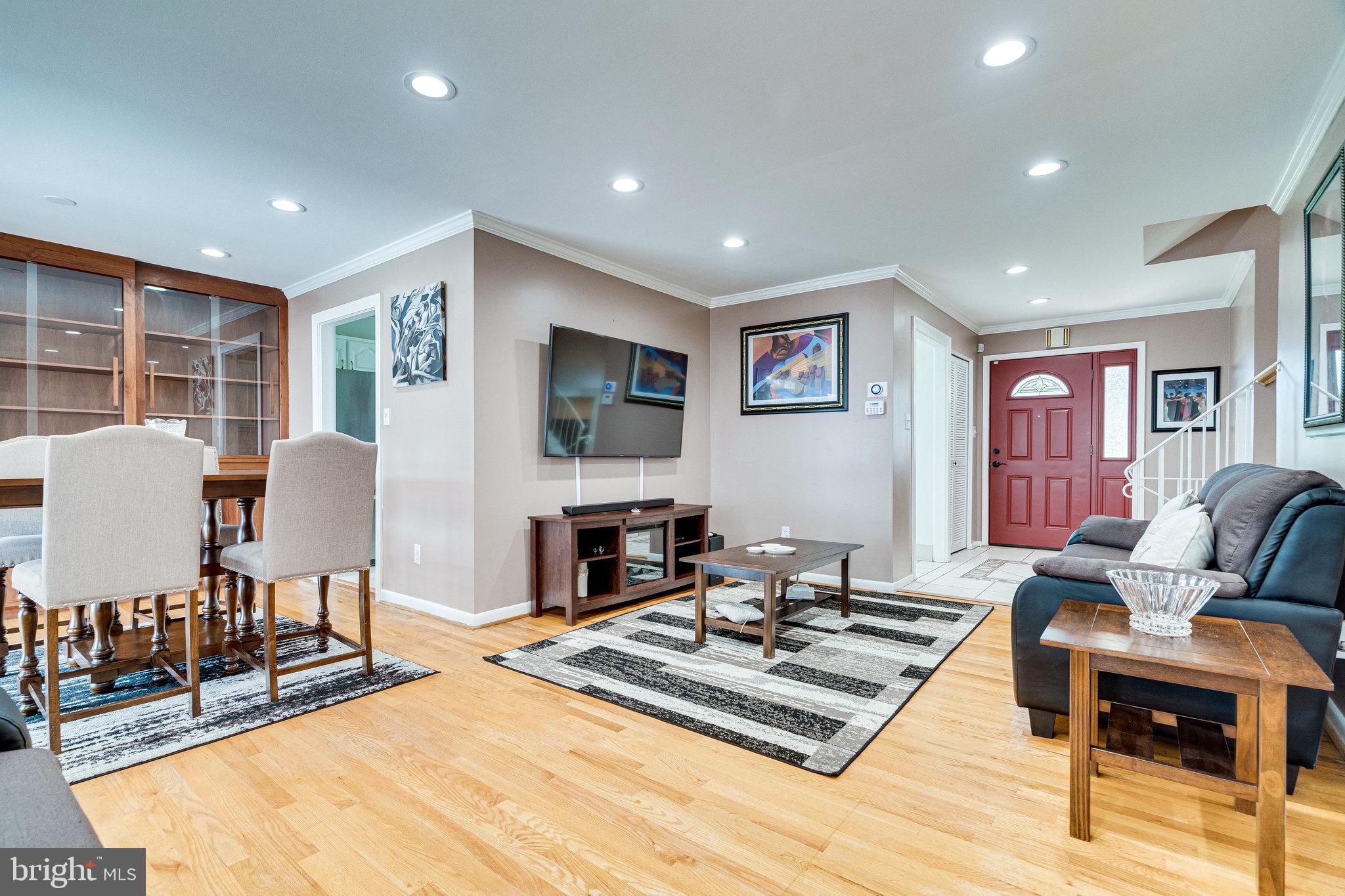 6217 Zekan Lane Springfield, VA 22150 - Photo 12 of 55