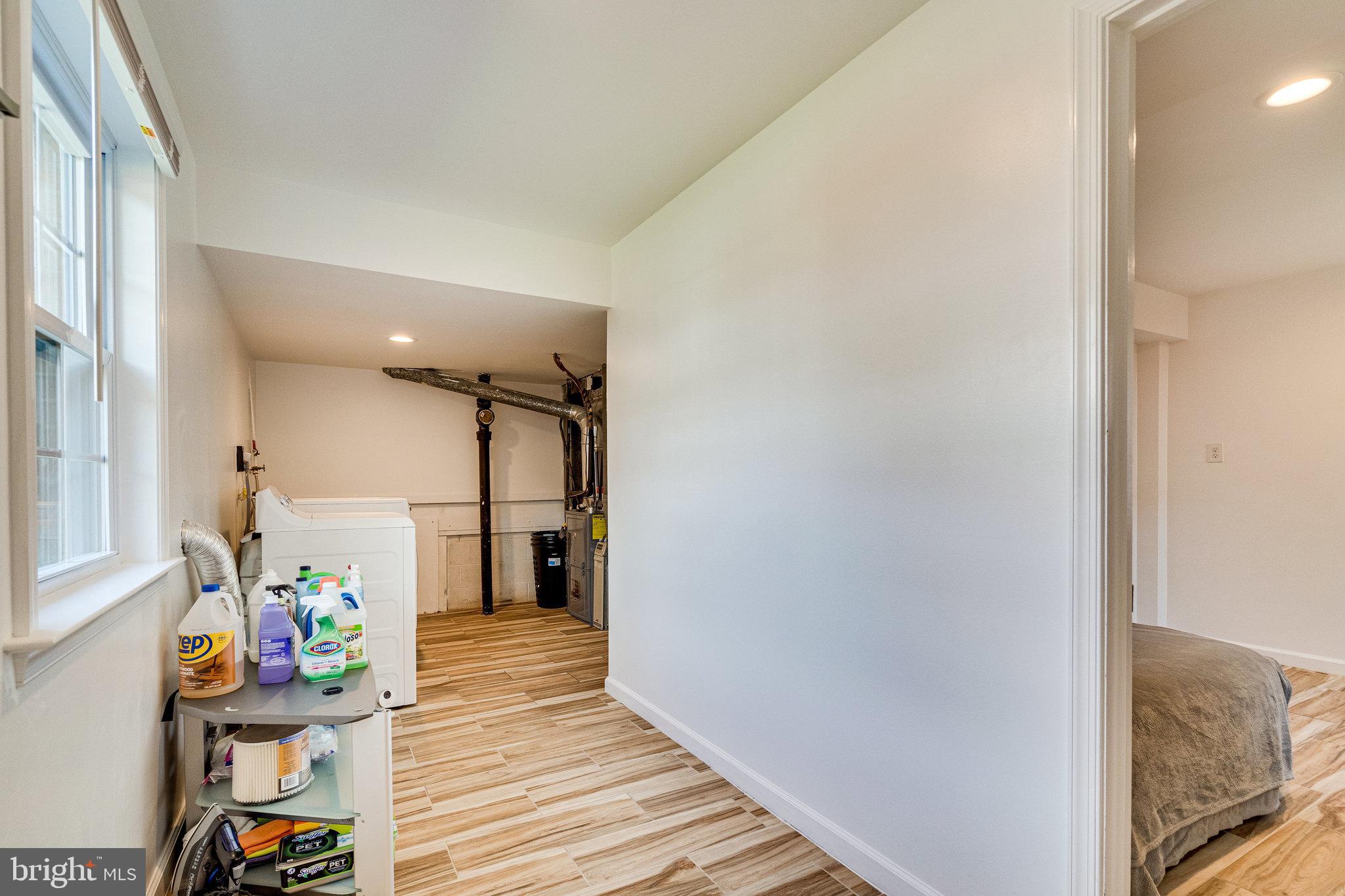 6217 Zekan Lane Springfield, VA 22150 - Photo 26 of 55 Bedroom off of laundry area is private