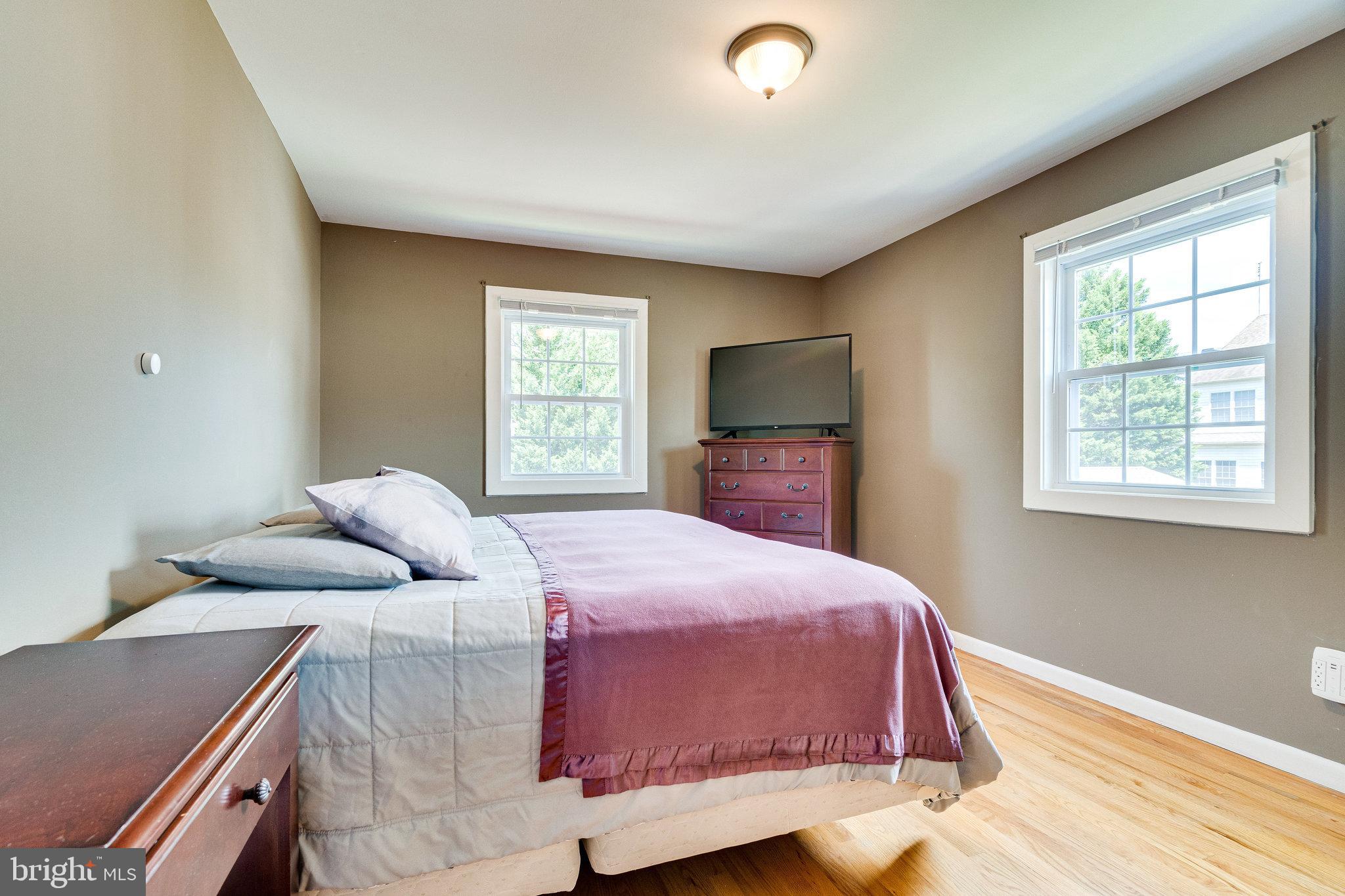 6217 Zekan Lane Springfield, VA 22150 - Photo 40 of 55 Owner's suite