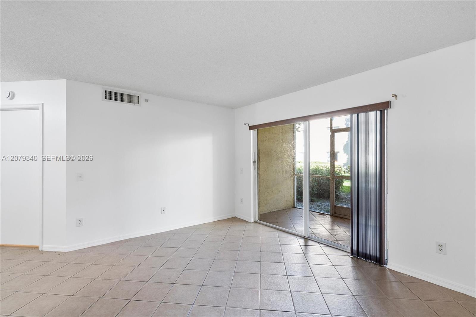 450 South Park Road, Unit 5105 Hollywood, FL 33021 - Photo 4 of 15 Gallery Image 4