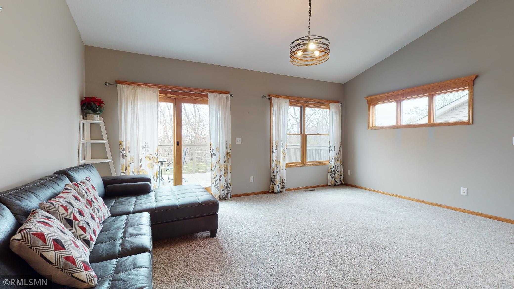 436 22nd Avenue Southwest Rochester, MN 55902 - Photo 3 of 30