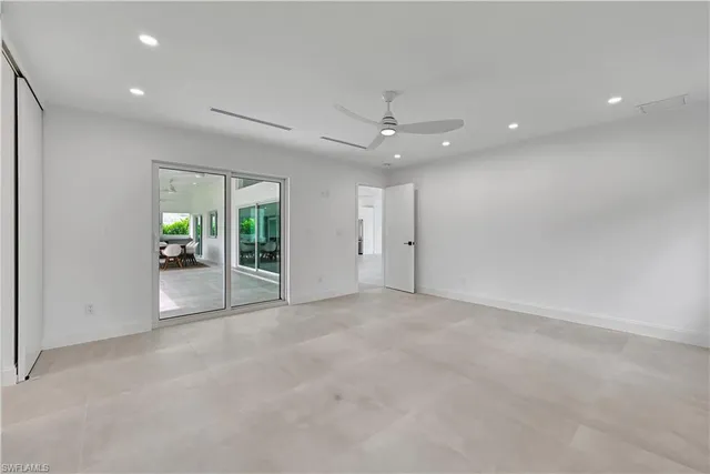 $899,000 | 2517 Kings Lake Boulevard, Naples, FL 34112