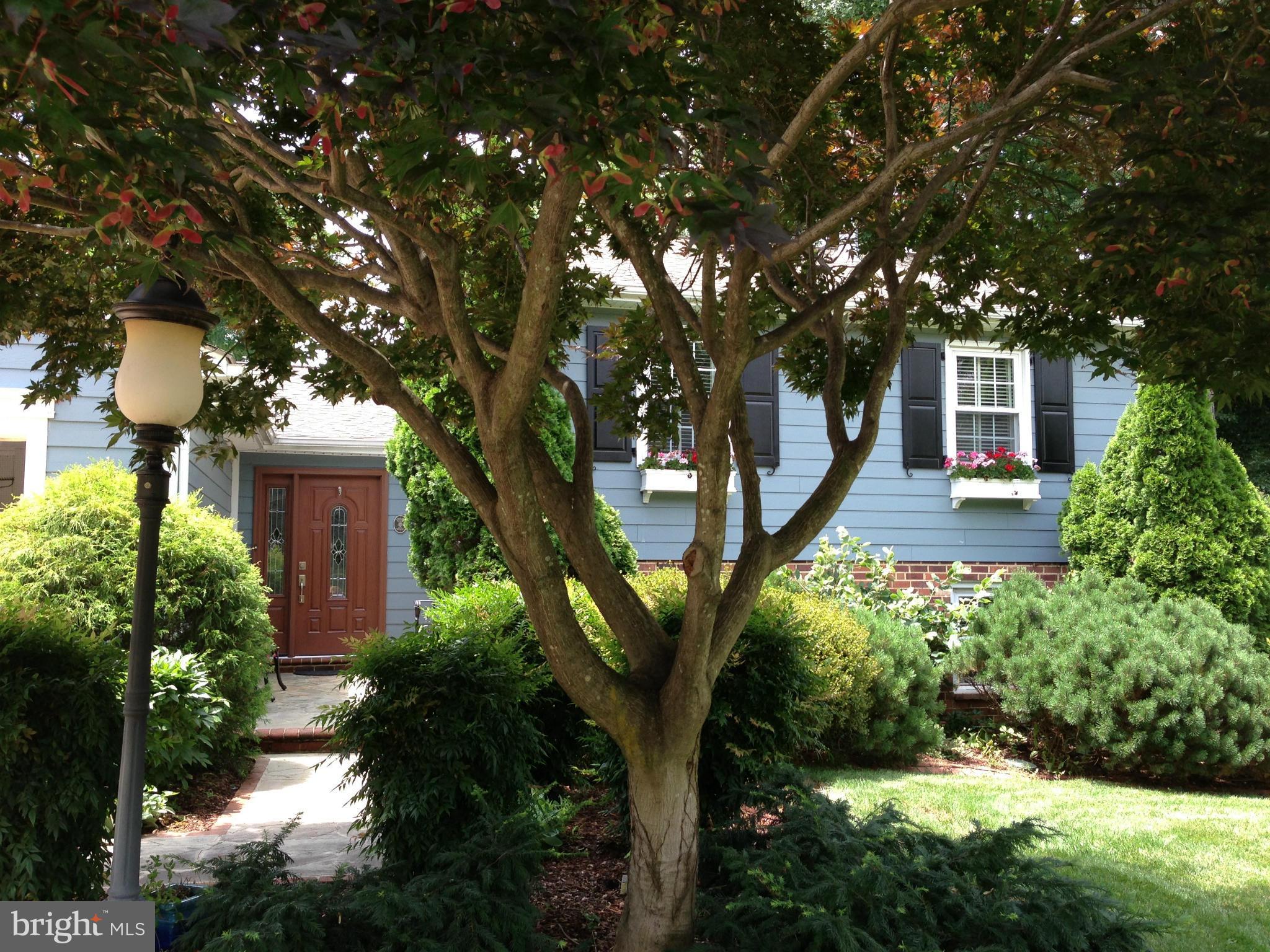 8308 Crown Court Road Alexandria, VA 22308 - Photo 30 of 30 Exterior (Front)