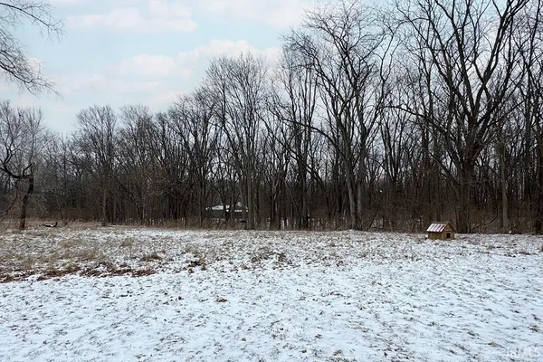 $359,900 | 14483 County Road 8, Middlebury, IN 46540