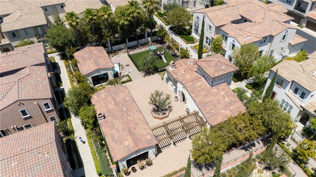 20426 Paseo Cresta Porter Ranch, CA 91326 - Photo 41 of 44