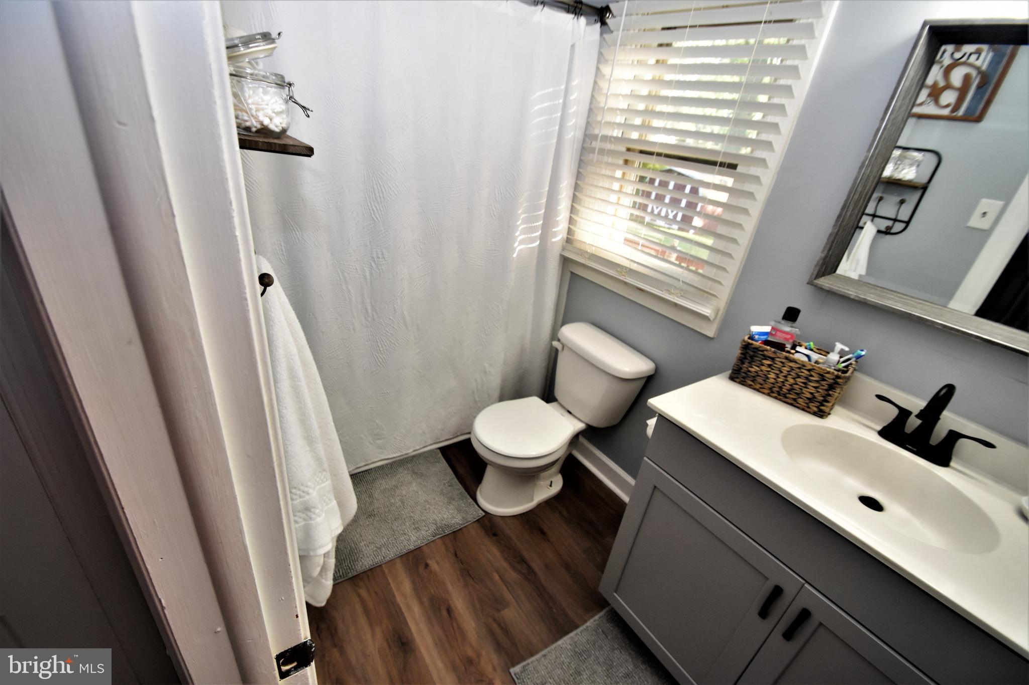 104 Patricia Road Newark, DE 19713 - Photo 14 of 48 NEW BATHROOM ---