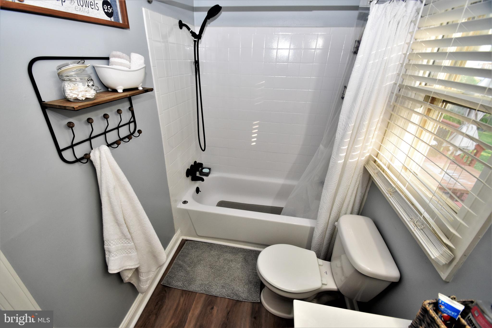 104 Patricia Road Newark, DE 19713 - Photo 16 of 48 BATHROOM