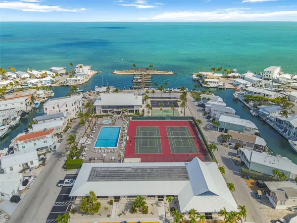 $450,000 | 65821 Overseas Highway, Long Key, FL 33001