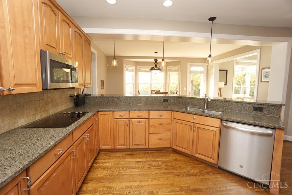 3918 The Ridings Mason, OH 45040 - Photo 7 of 46