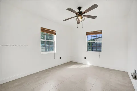 a view of a window in an empty room