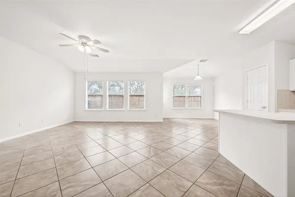 $2,095 | 2806 Powell Springs Court, Missouri City, TX 77459