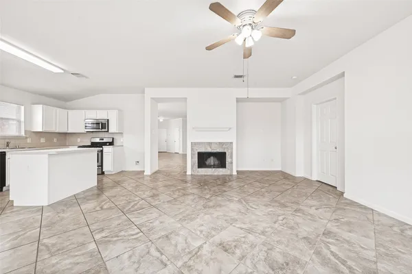 $2,095 | 2806 Powell Springs Court, Missouri City, TX 77459