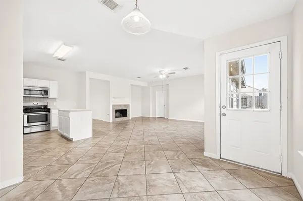 $2,095 | 2806 Powell Springs Court, Missouri City, TX 77459