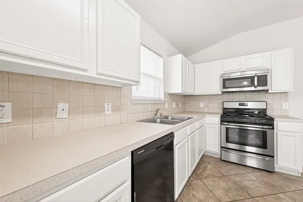 $2,095 | 2806 Powell Springs Court, Missouri City, TX 77459