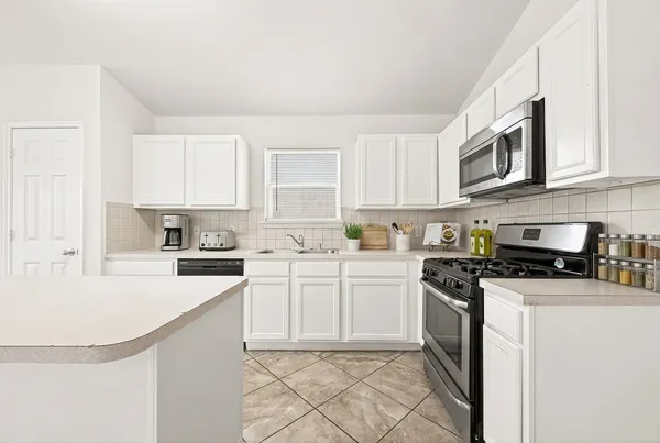 $2,095 | 2806 Powell Springs Court, Missouri City, TX 77459