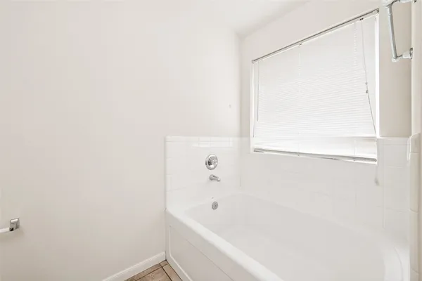 $2,095 | 2806 Powell Springs Court, Missouri City, TX 77459