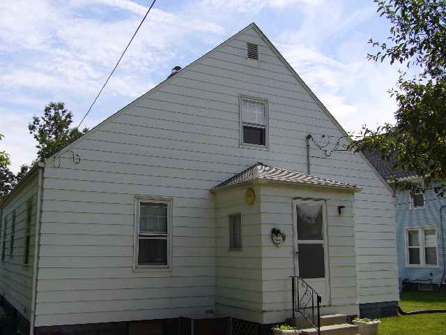 1869 Moline, IL 61265 - Photo 3 of 4 Gallery Image 3