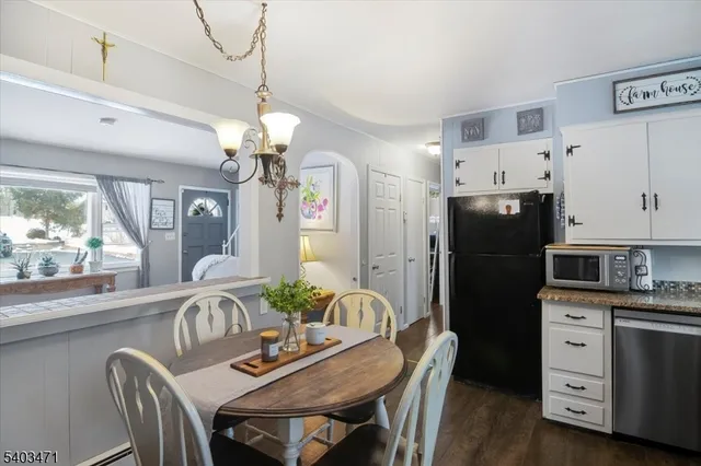 $435,000 | 413 Diggles Place, Vernon, NJ 07422