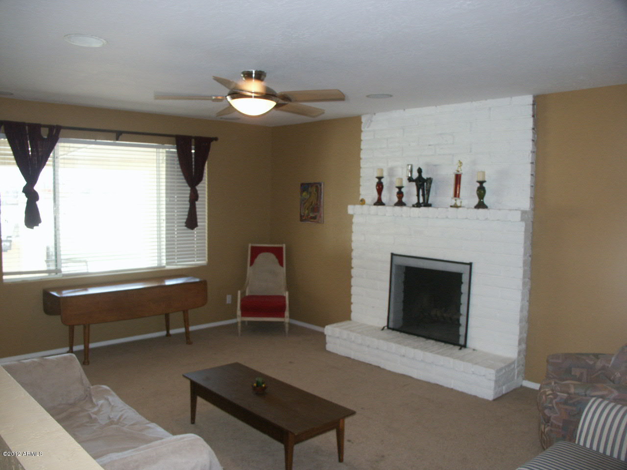 14045 East Williams Field Road Gilbert, AZ 85295 - Photo 5 of 31 family room 1
