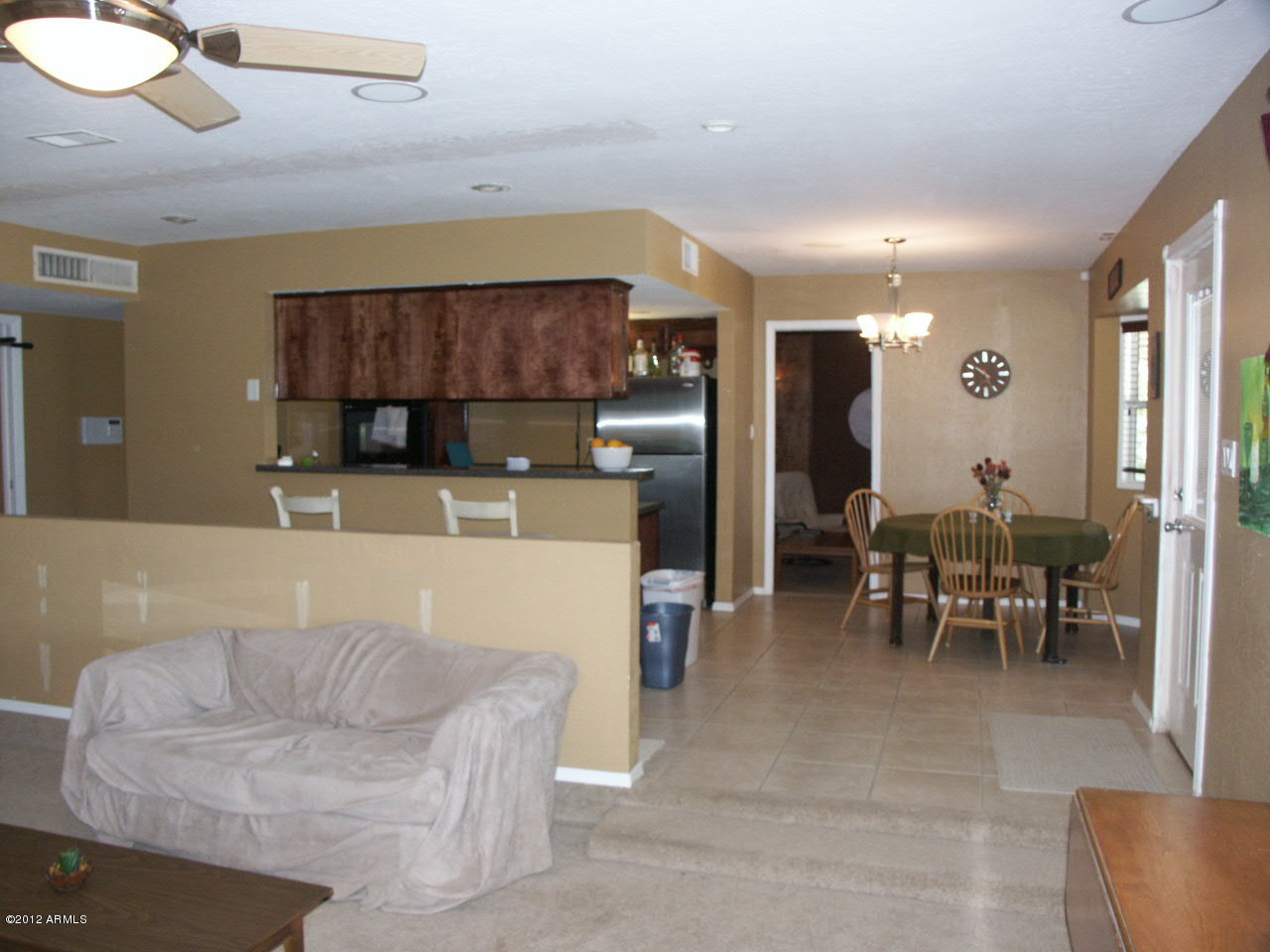 14045 East Williams Field Road Gilbert, AZ 85295 - Photo 7 of 31 Family room to kitchen View
