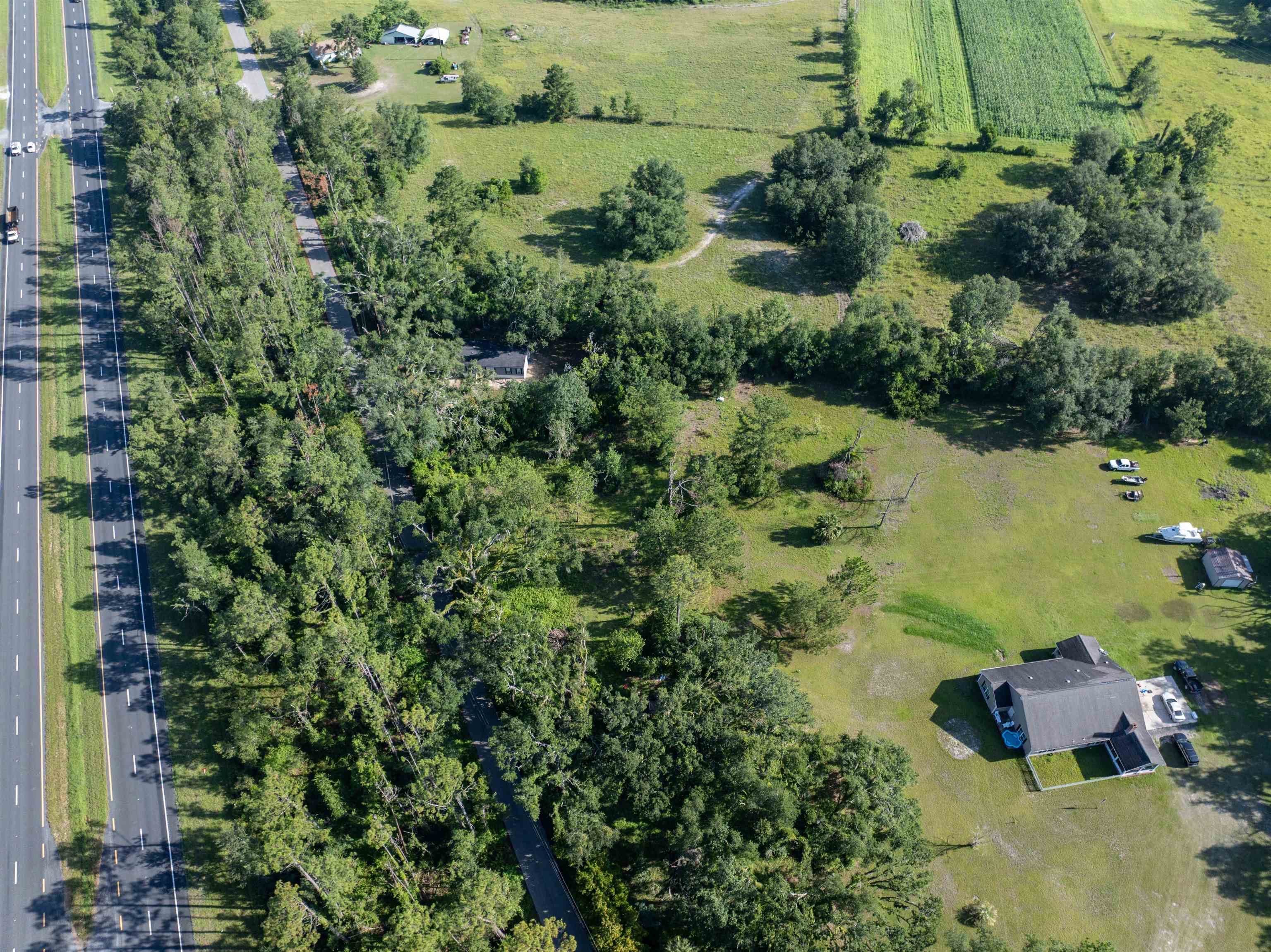 2940 North Courtney Road Perry, FL 32347 - Photo 5 of 34 Gallery Image 5