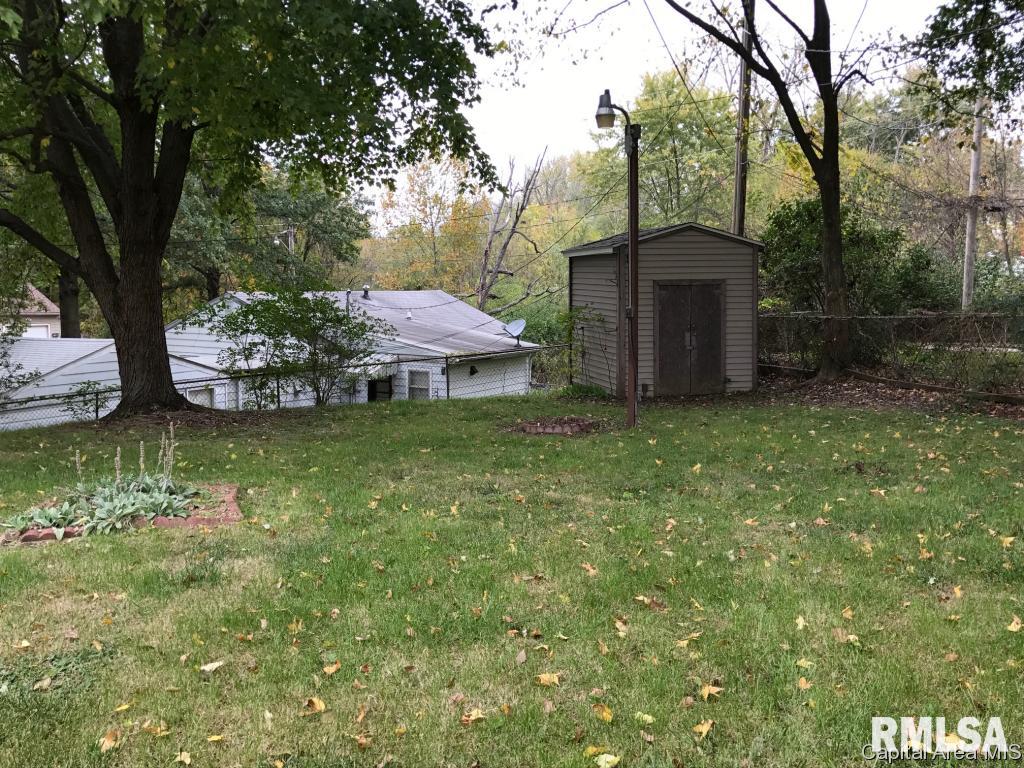 29 Beverly Drive Springfield, IL 62702 - Photo 12 of 13