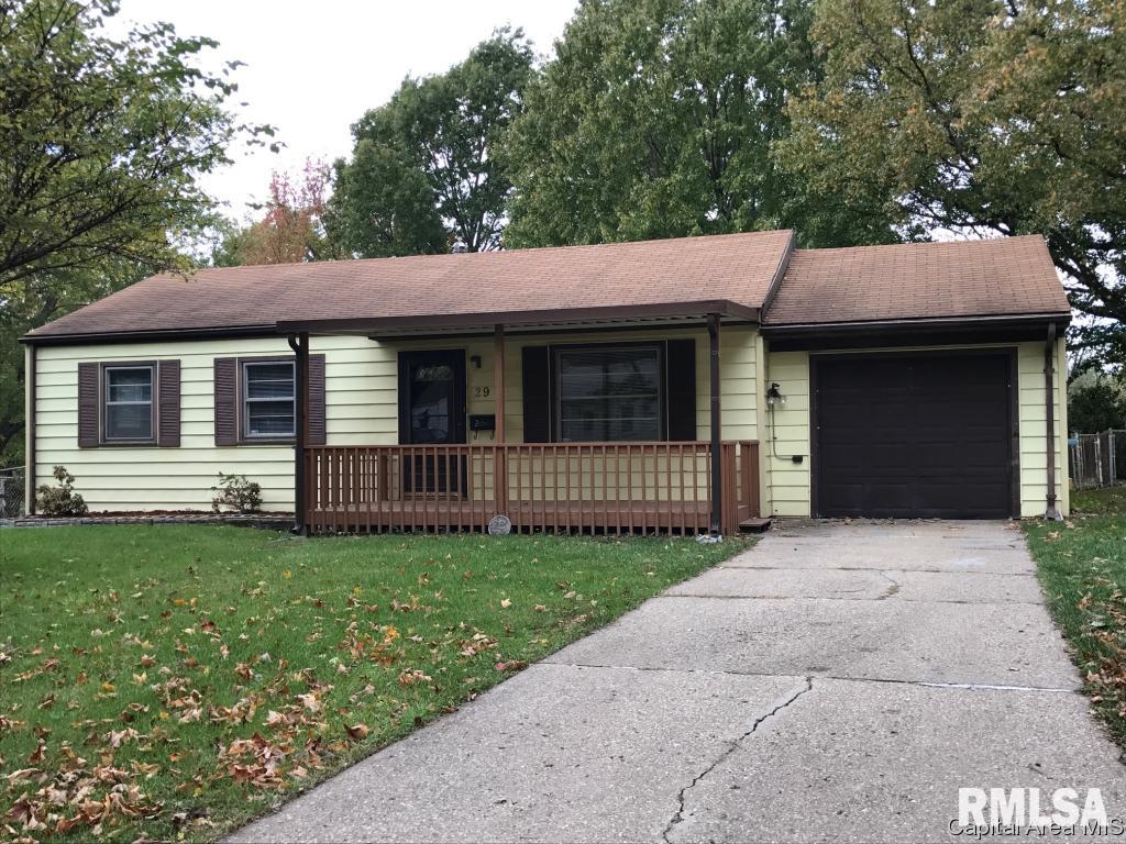 29 Beverly Drive Springfield, IL 62702 - Photo 2 of 13