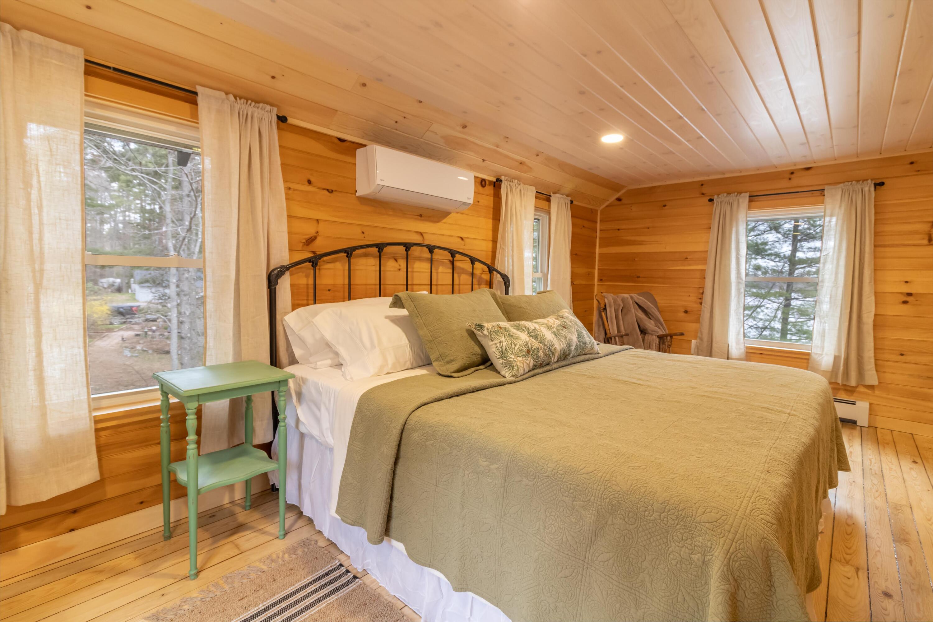 189 Scotts Point Road Clifton, ME 04428 - Photo 24 of 43 189 Scott's Point Road Interiors-14