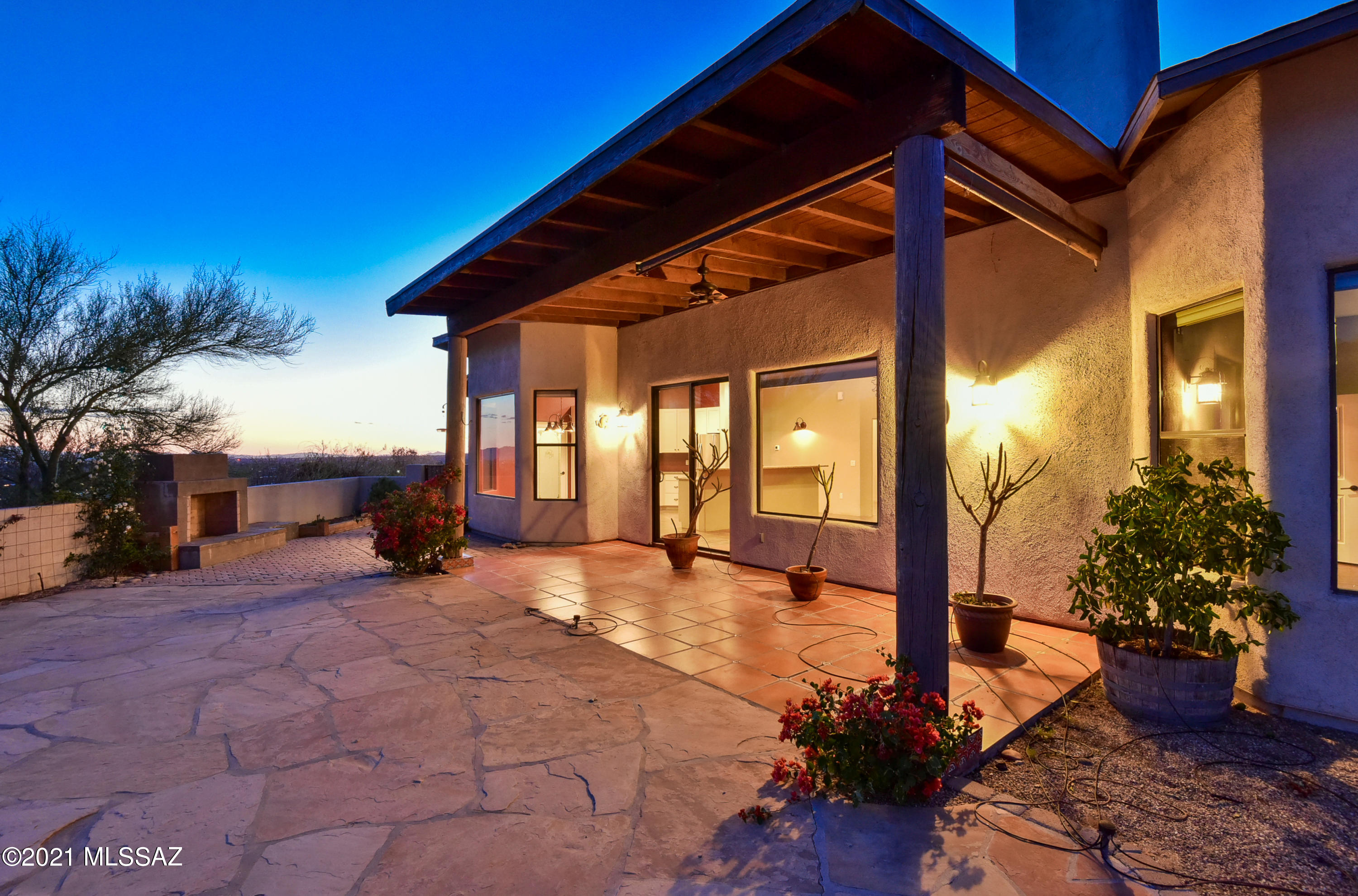 15021 North Swan Road Tucson, AZ 85739 - Photo 34 of 44 Gallery Image 34
