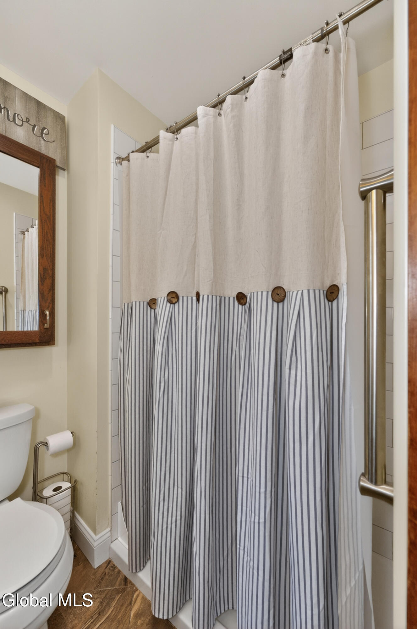 606 Top Ridge Drive Guilderland, NY 12203 - Photo 20 of 23 Master bath