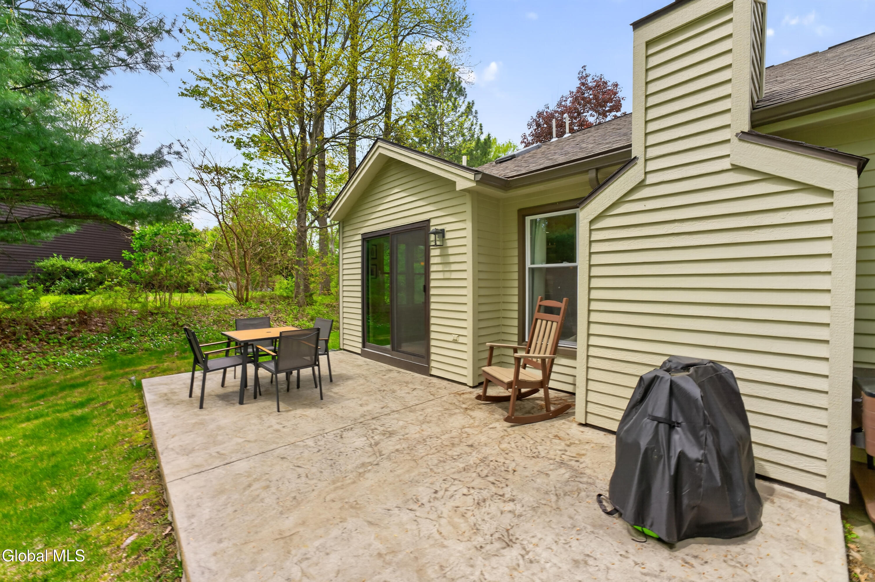 606 Top Ridge Drive Guilderland, NY 12203 - Photo 22 of 23 Patio