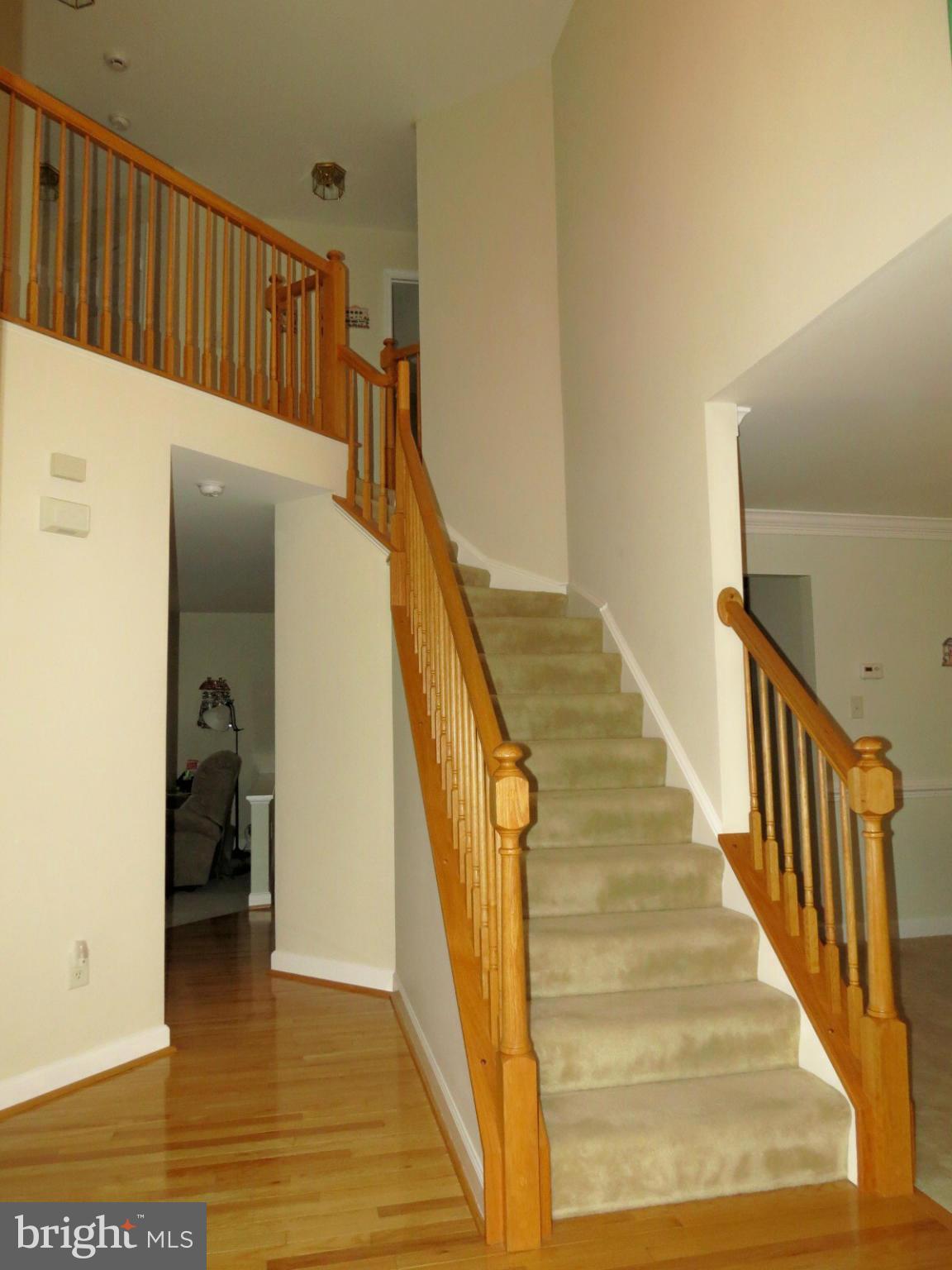 809 Longbow Road Mount Airy, MD 21771 - Photo 7 of 30 Grand 2-Story Foyer