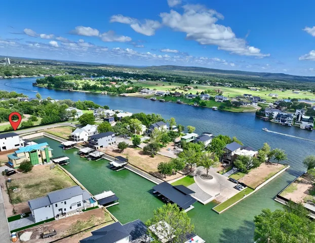 $2,700,000 | 420 Lake Street, Kingsland, TX 78639
