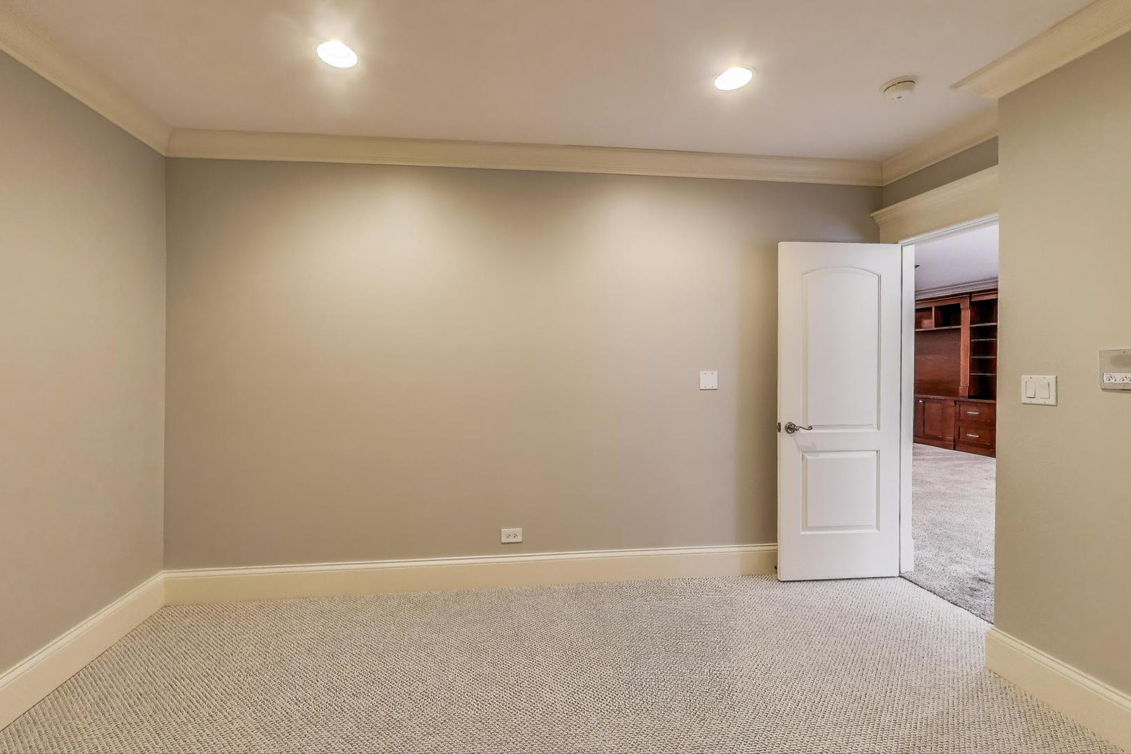 621 North County Line Road Hinsdale, IL 60521 - Photo 53 of 59