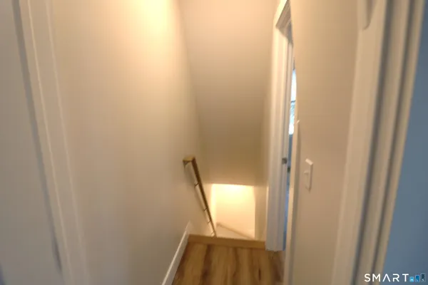 $2,600 | 6 Mary Street, Shelton, CT 06484