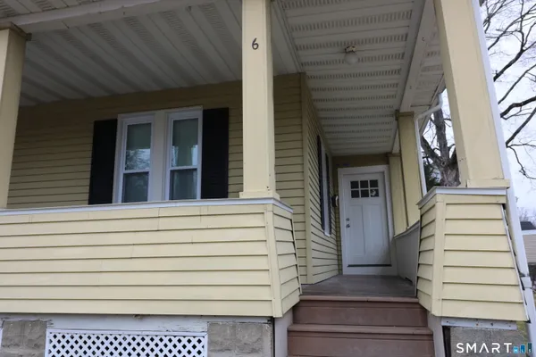 $2,600 | 6 Mary Street, Shelton, CT 06484