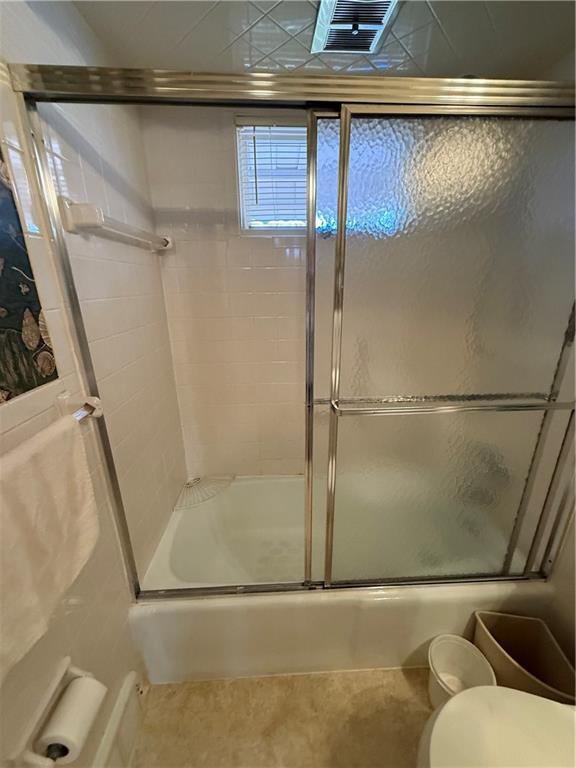 432 Violet Drive Lower Burrell, PA 15068 - Photo 19 of 42 a bathroom with a bathtub