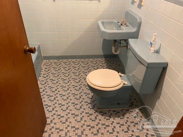 3750 Robinson Point Road Milton, FL 32583 - Photo 38 of 50 Gallery Image 38