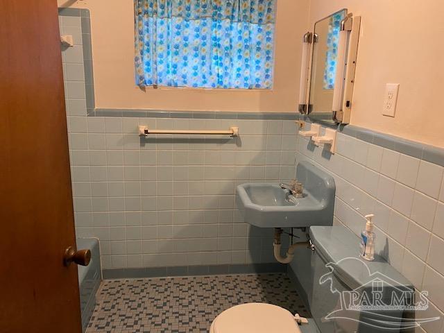 3750 Robinson Point Road Milton, FL 32583 - Photo 39 of 50 Gallery Image 39