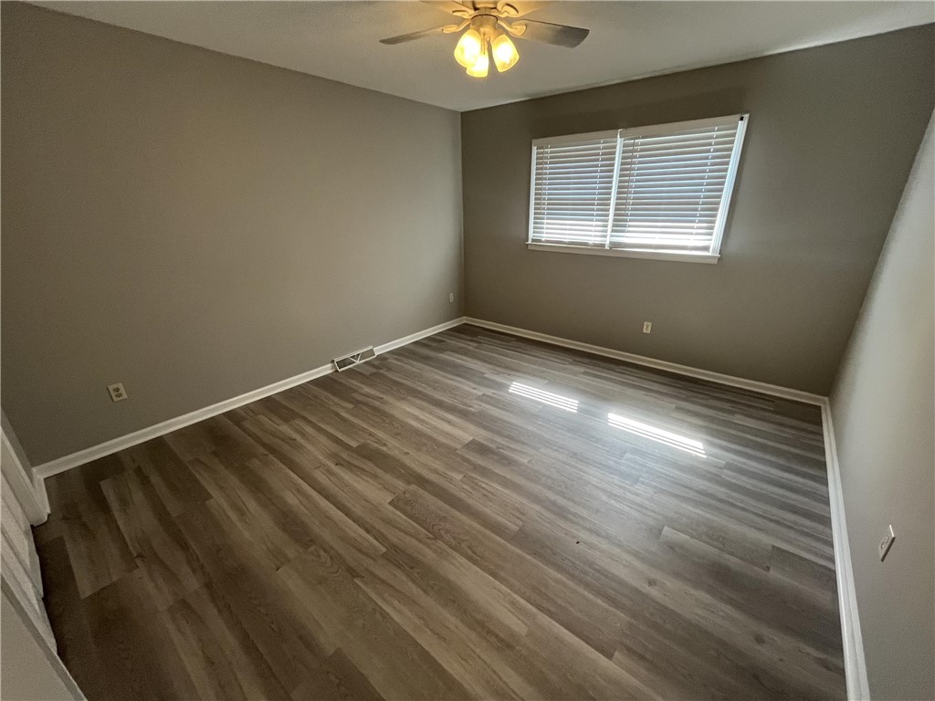 100 Red Cardinal Road Seneca, SC 29672 - Photo 7 of 9