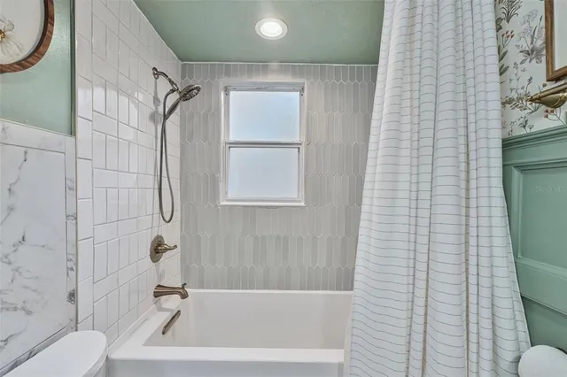 $740,000 | 7811 Pineview Drive, Odessa, FL 33556