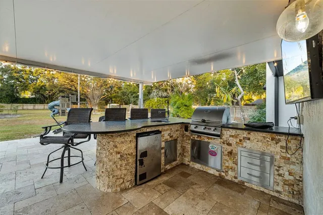 $740,000 | 7811 Pineview Drive, Odessa, FL 33556