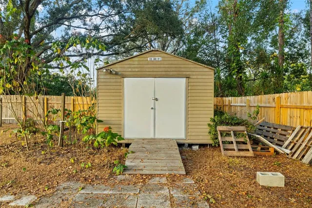 $740,000 | 7811 Pineview Drive, Odessa, FL 33556