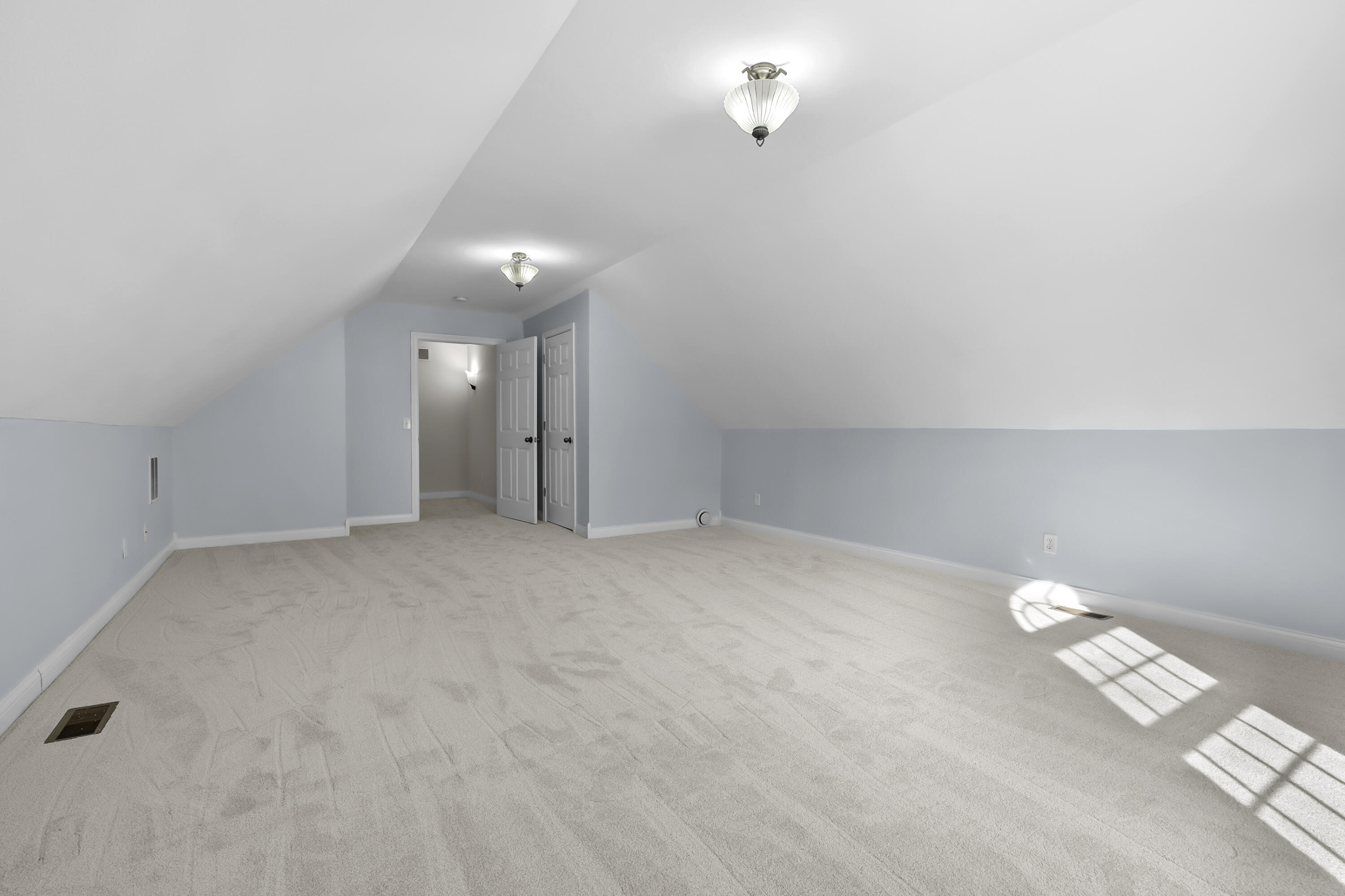 6480 Breezy Point Lane Kalamazoo, MI 49009 - Photo 40 of 54 Breezy Point Ln 6480 Kalamazoo 49009-34