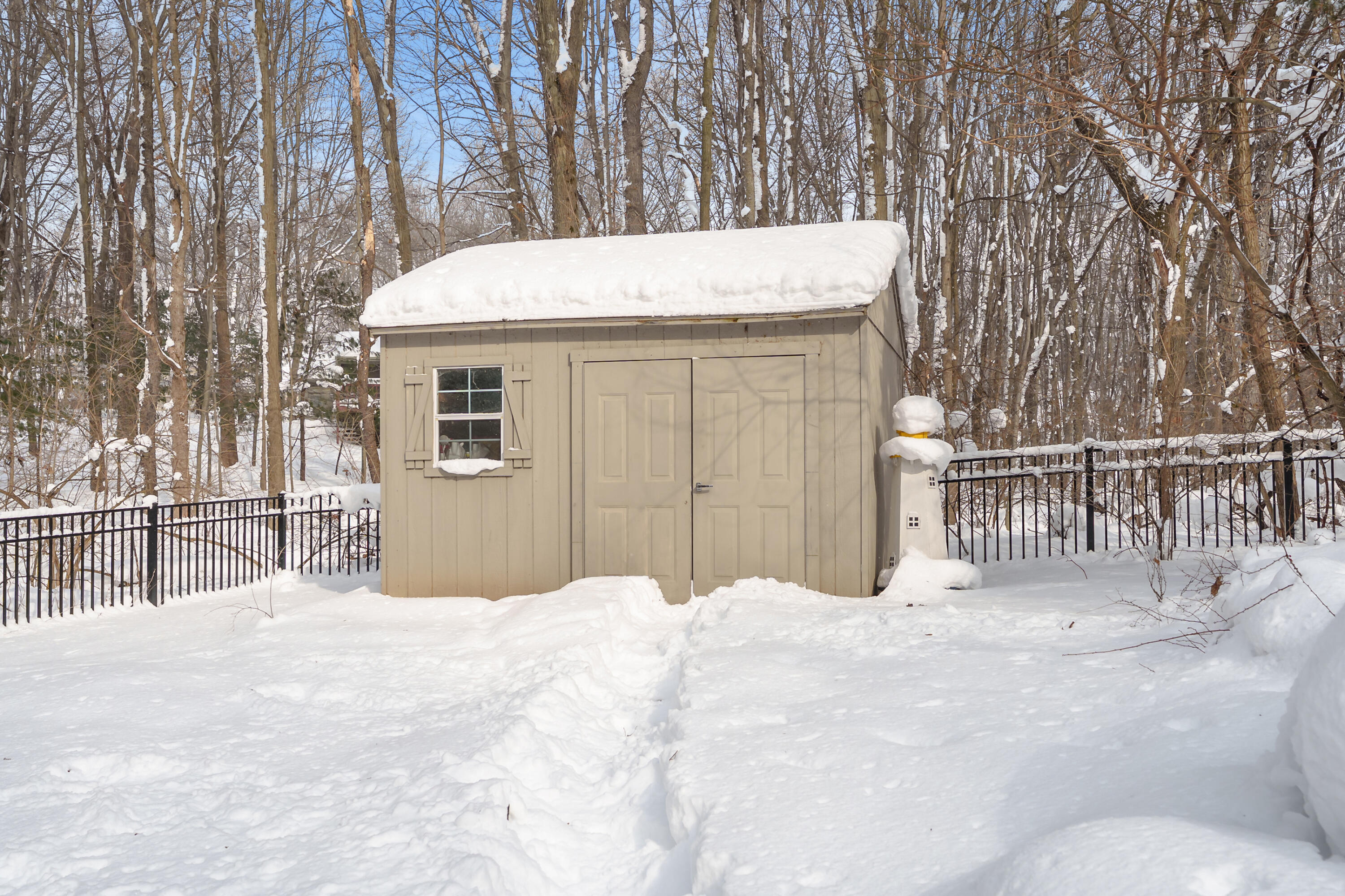 6480 Breezy Point Lane Kalamazoo, MI 49009 - Photo 45 of 54 Breezy Point Ln 6480 Kalamazoo 49009-39