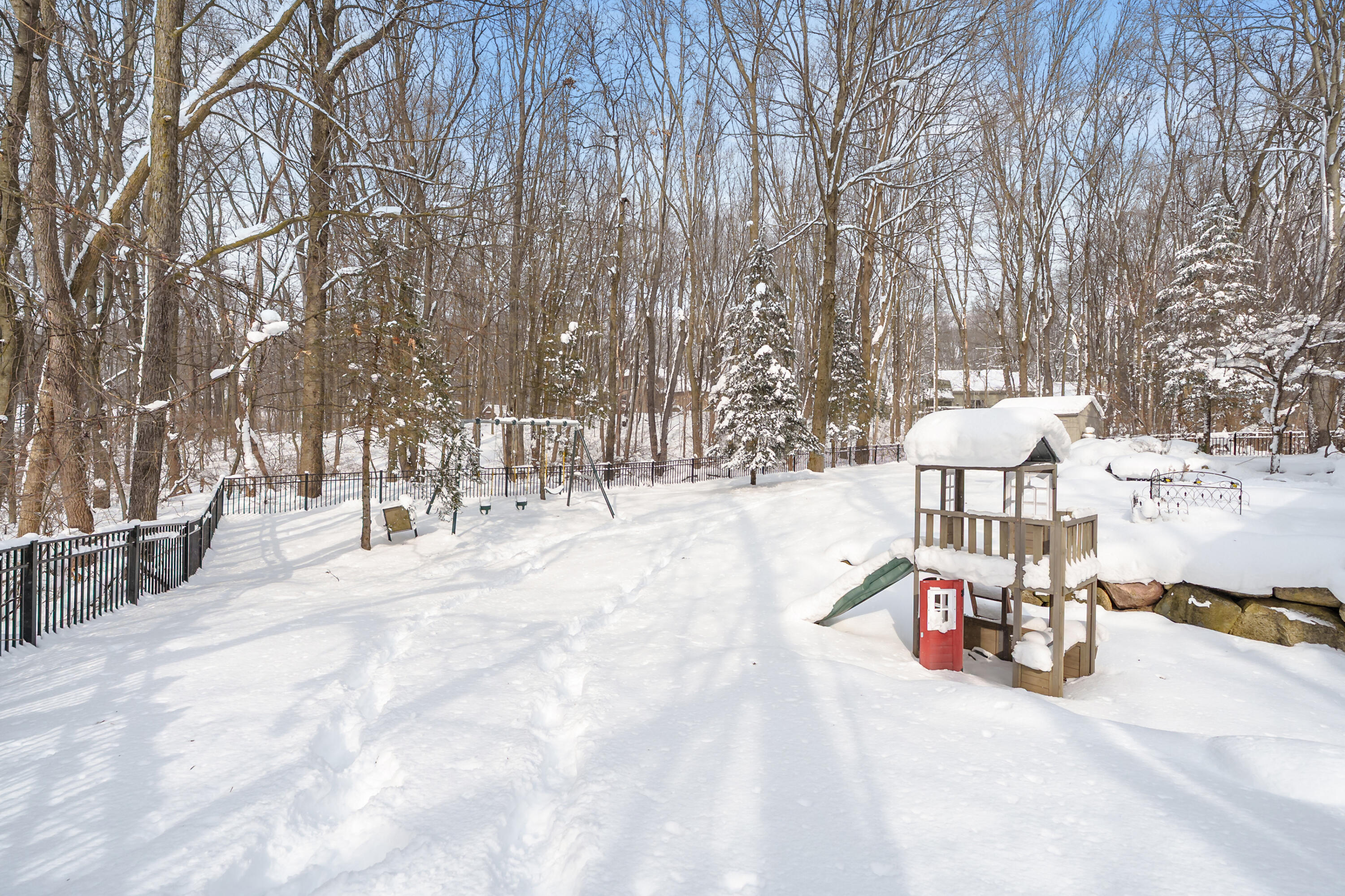 6480 Breezy Point Lane Kalamazoo, MI 49009 - Photo 49 of 54 Breezy Point Ln 6480 Kalamazoo 49009-43