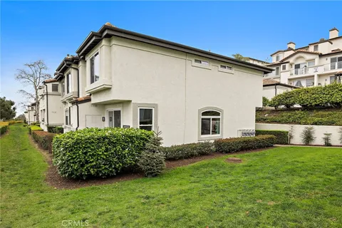 $750,000 | 30902 Club House Drive, Unit 23F, Laguna Niguel, CA 92677