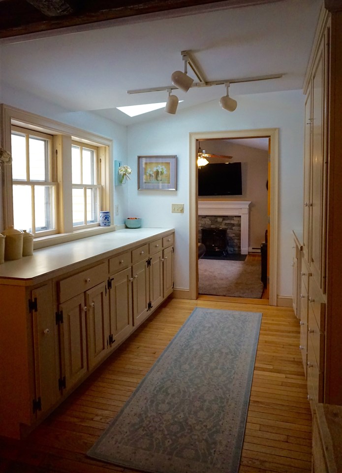 40 Horace Greeley Road Amherst, NH 03031 - Photo 8 of 24