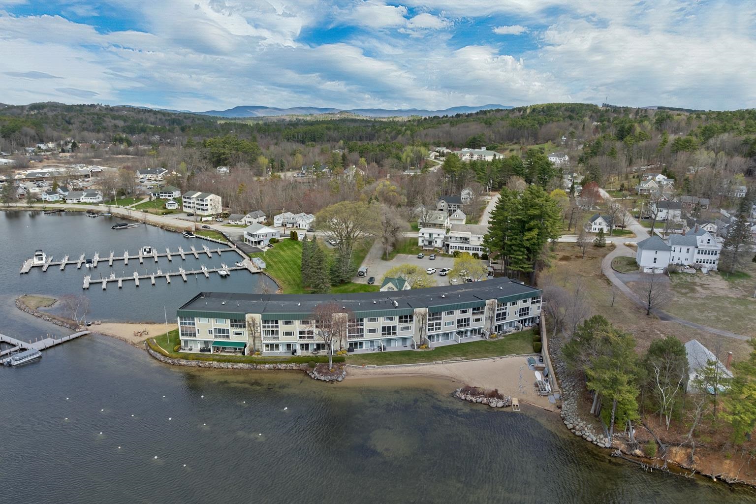 23 Pleasant Street, Unit 11 Meredith, NH 03253 - Photo 5 of 41