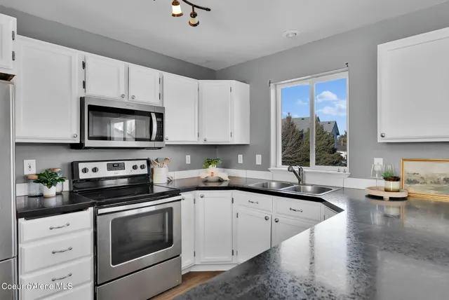 $449,000 | 406 West 22nd Avenue, Post Falls, ID 83854